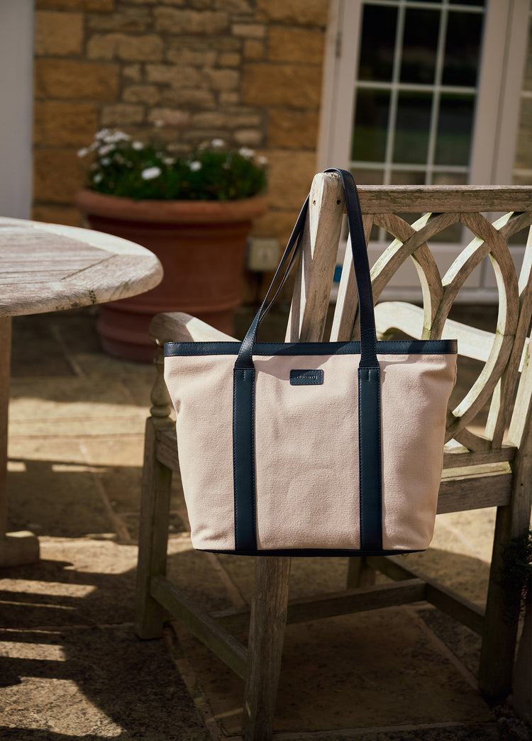 Bencorr Women's Tote Bag - Navy